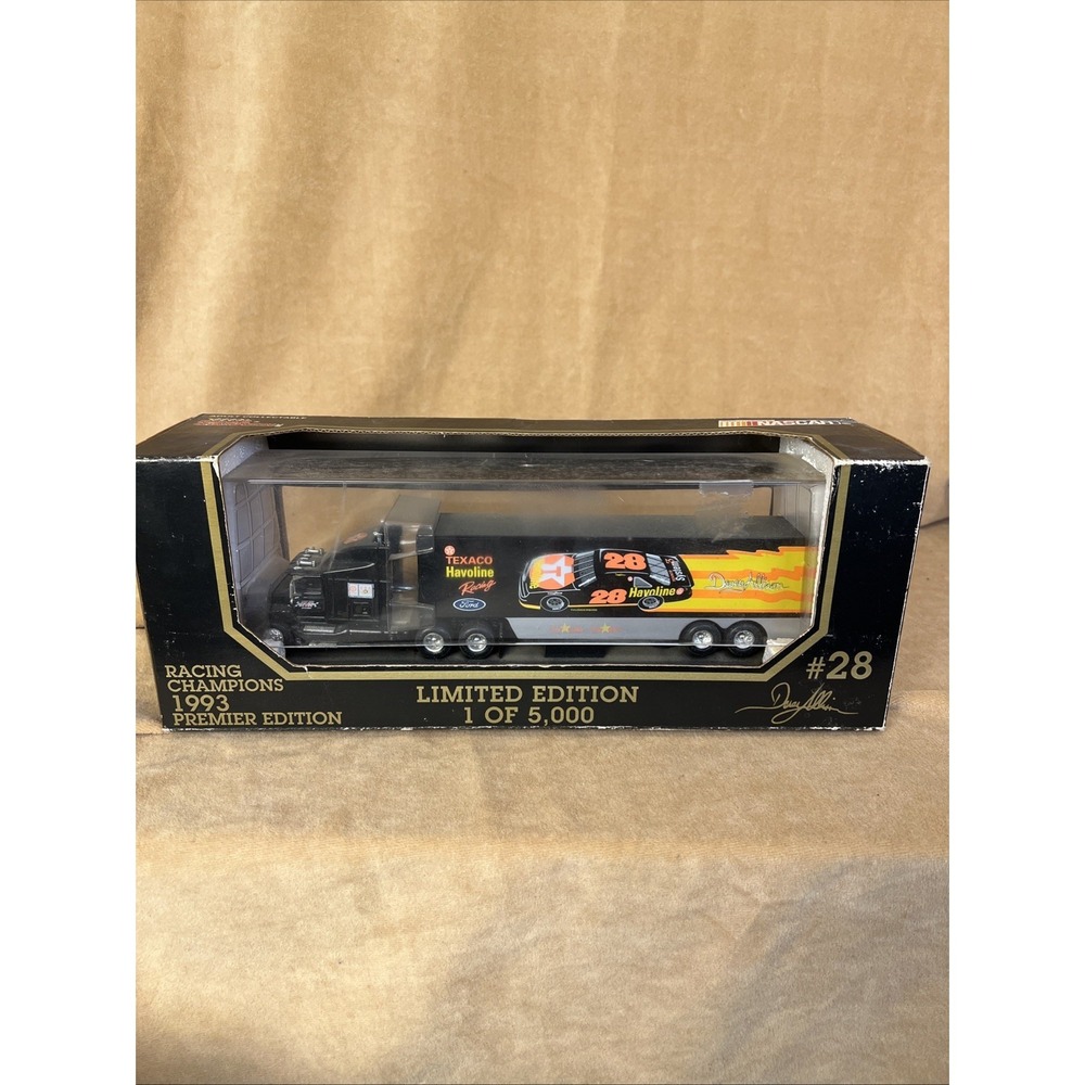 Vintage 1993 Racing Champions Semi Truck Hauler Diecast Metal 1:64 Boxβ #28